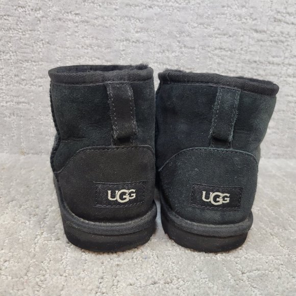 UGG Classic Mini II Women's Size 5 Black Suede Slip On Ankle Boot - Picture 8 of 10